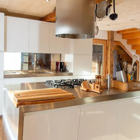 度假居 Sulada Riom Graubuenden *